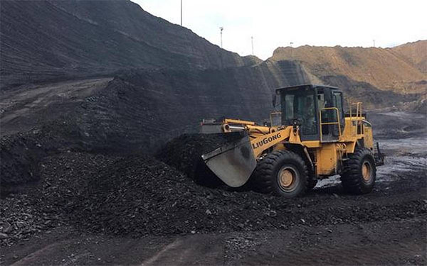 Core Sector output slumps 38.1%