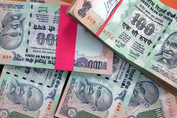 Rupee closes at its highest level in 3 months